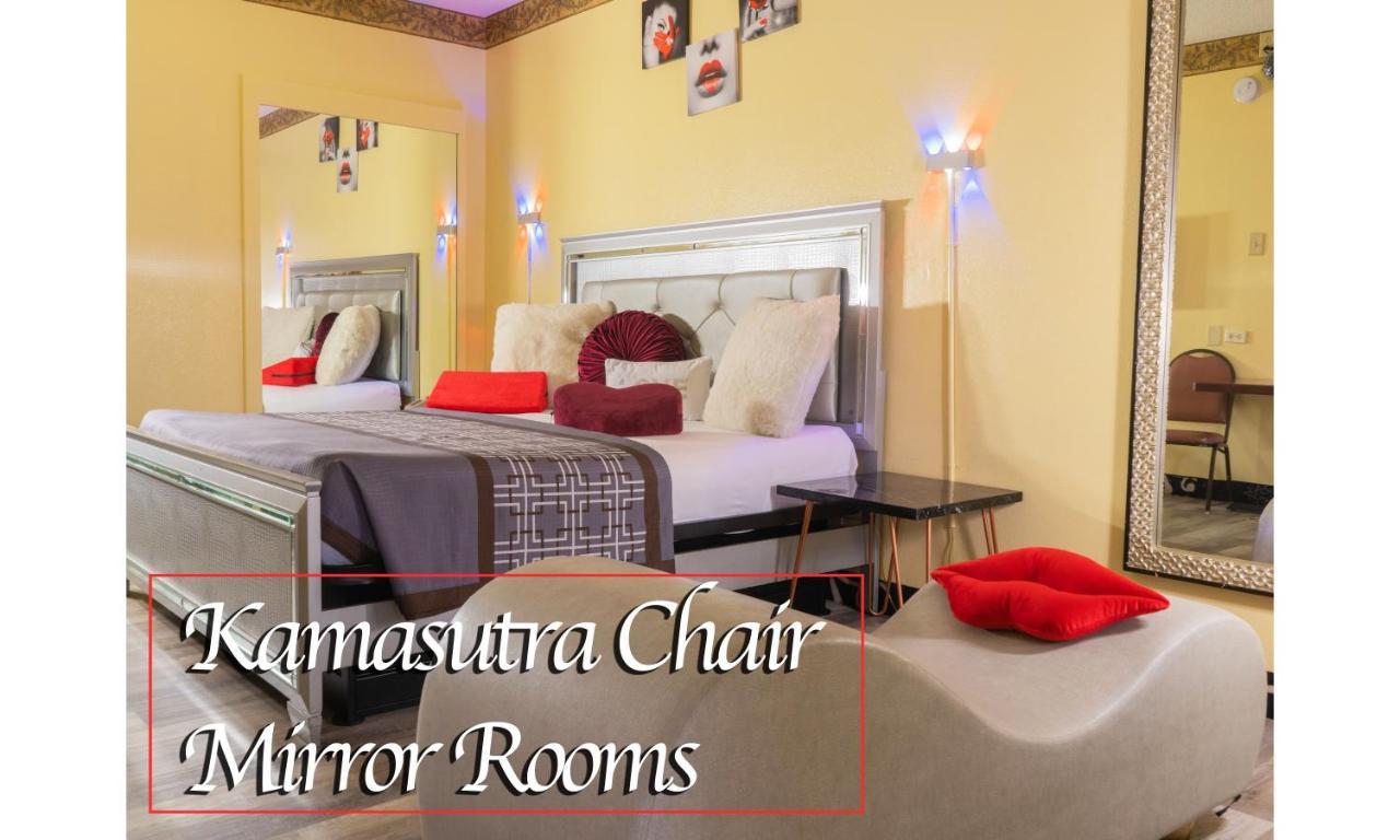 Luxe Romantic Suites Dolton Eksteriør billede